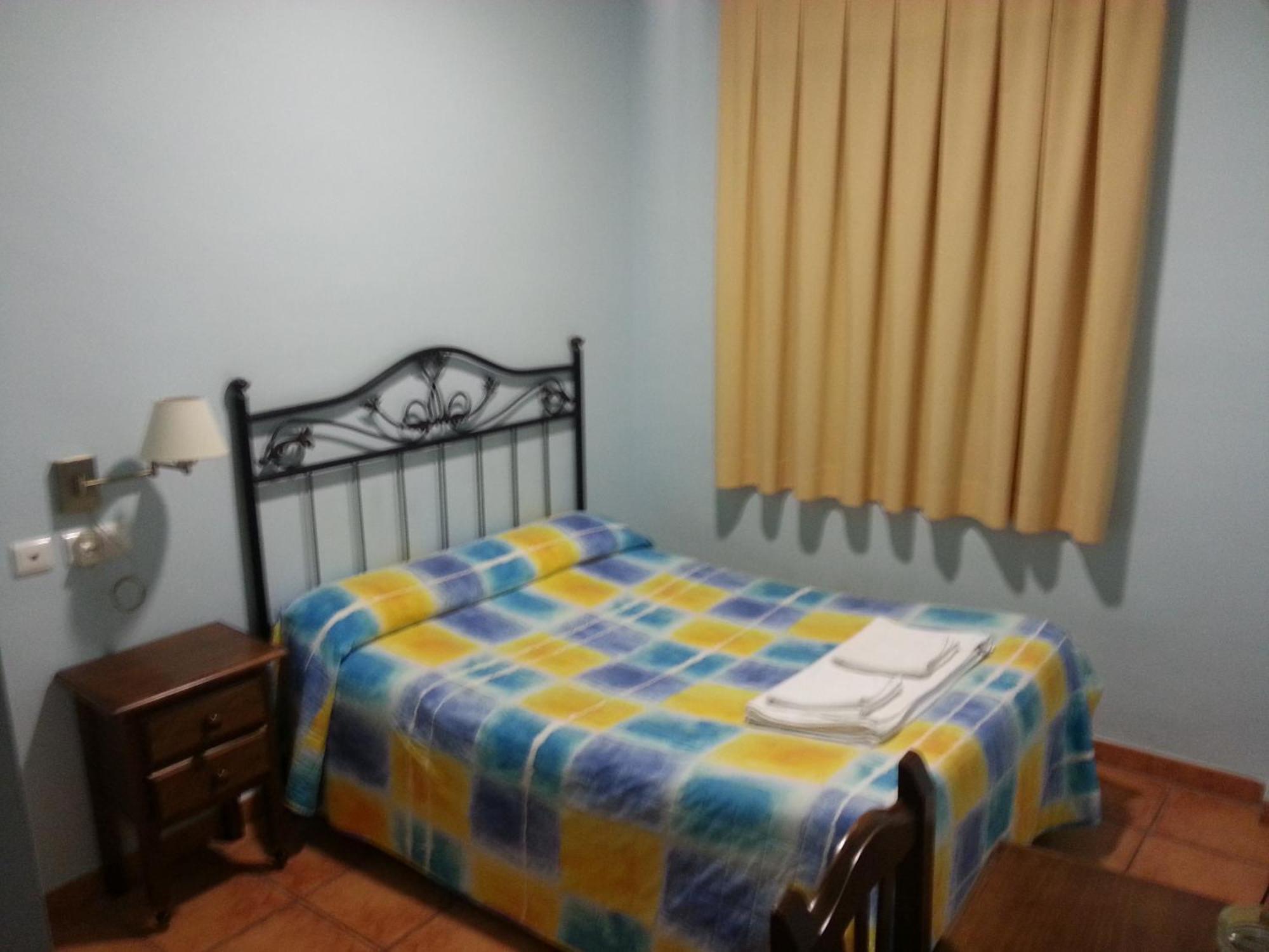 Hostal Las Tres Jotas Alcaracejos Δωμάτιο φωτογραφία
